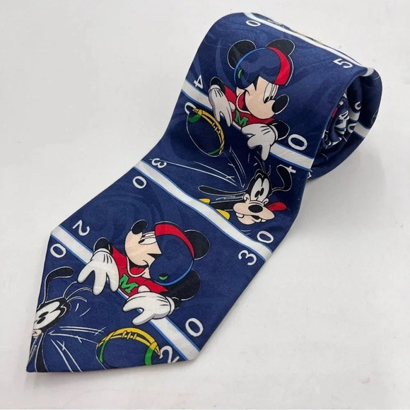 Disney Mickey Unlimited Neck Tie Football Mickey Mouse Goofy Length 58” Width 4” - Picture 1 of 5